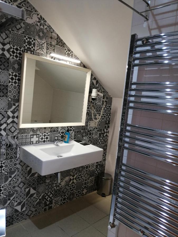 Hostal Cuentame Evolucion Auto Check In Burgo المظهر الخارجي الصورة